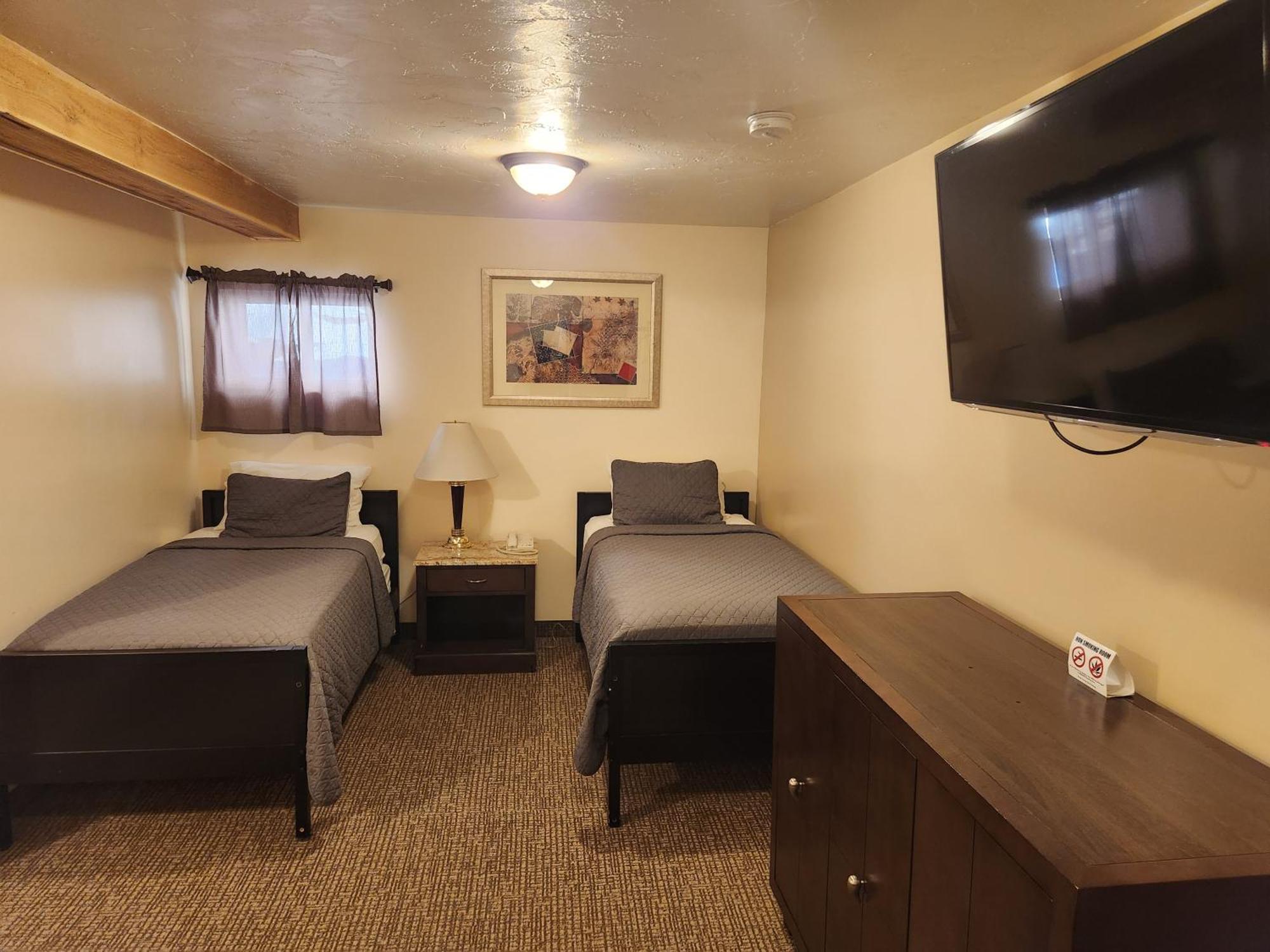 Jefferson Hills Motel Clairton Szoba fotó