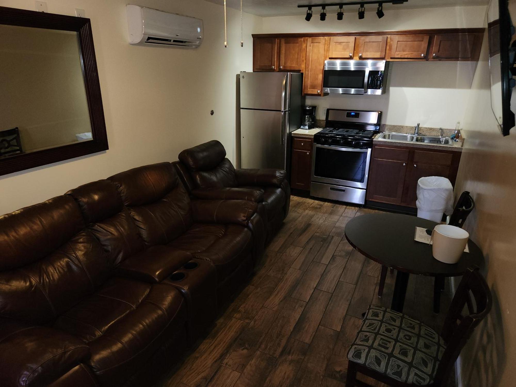 Jefferson Hills Motel Clairton Kültér fotó