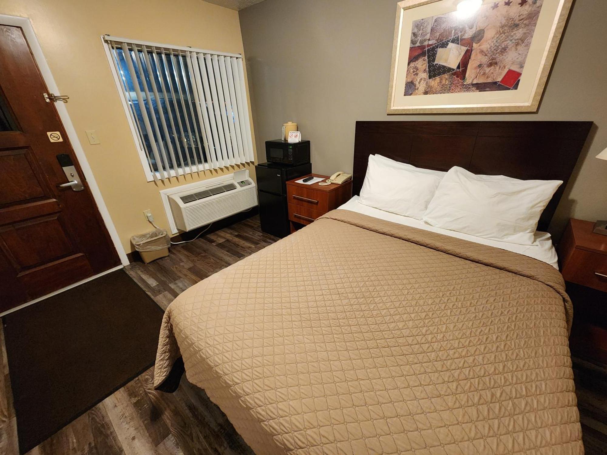 Jefferson Hills Motel Clairton Szoba fotó