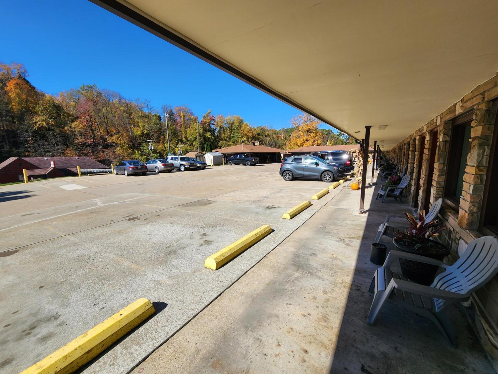Jefferson Hills Motel Clairton Kültér fotó