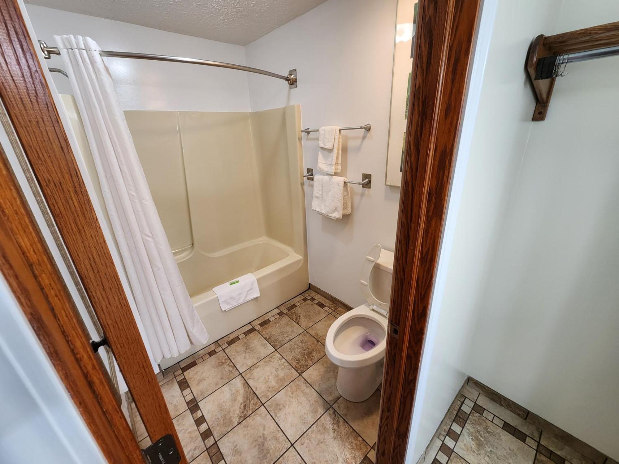 Jefferson Hills Motel Clairton Szoba fotó